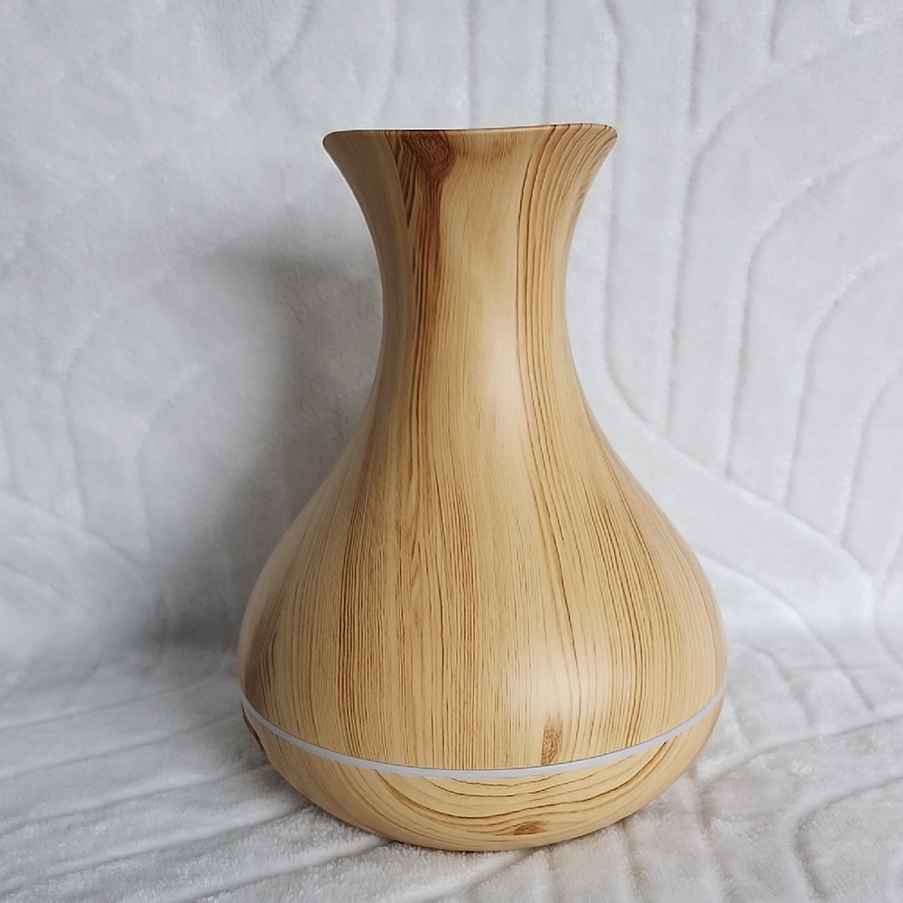 Asakuki Oil Diffuser In A Beautiful Wood Look Finish
